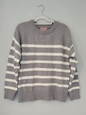 Philosophy Gray & White Striped Crewneck Knit Sweater | Cozy Casual Pullover